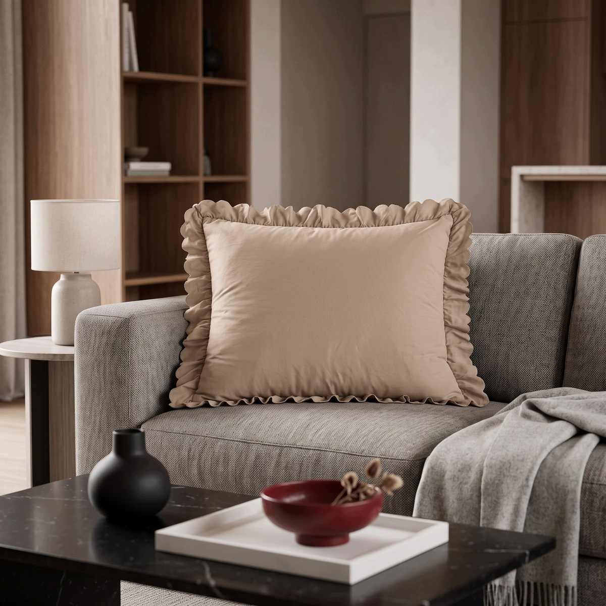 Poszewka Luxury Jowita z ozdobną falbaną