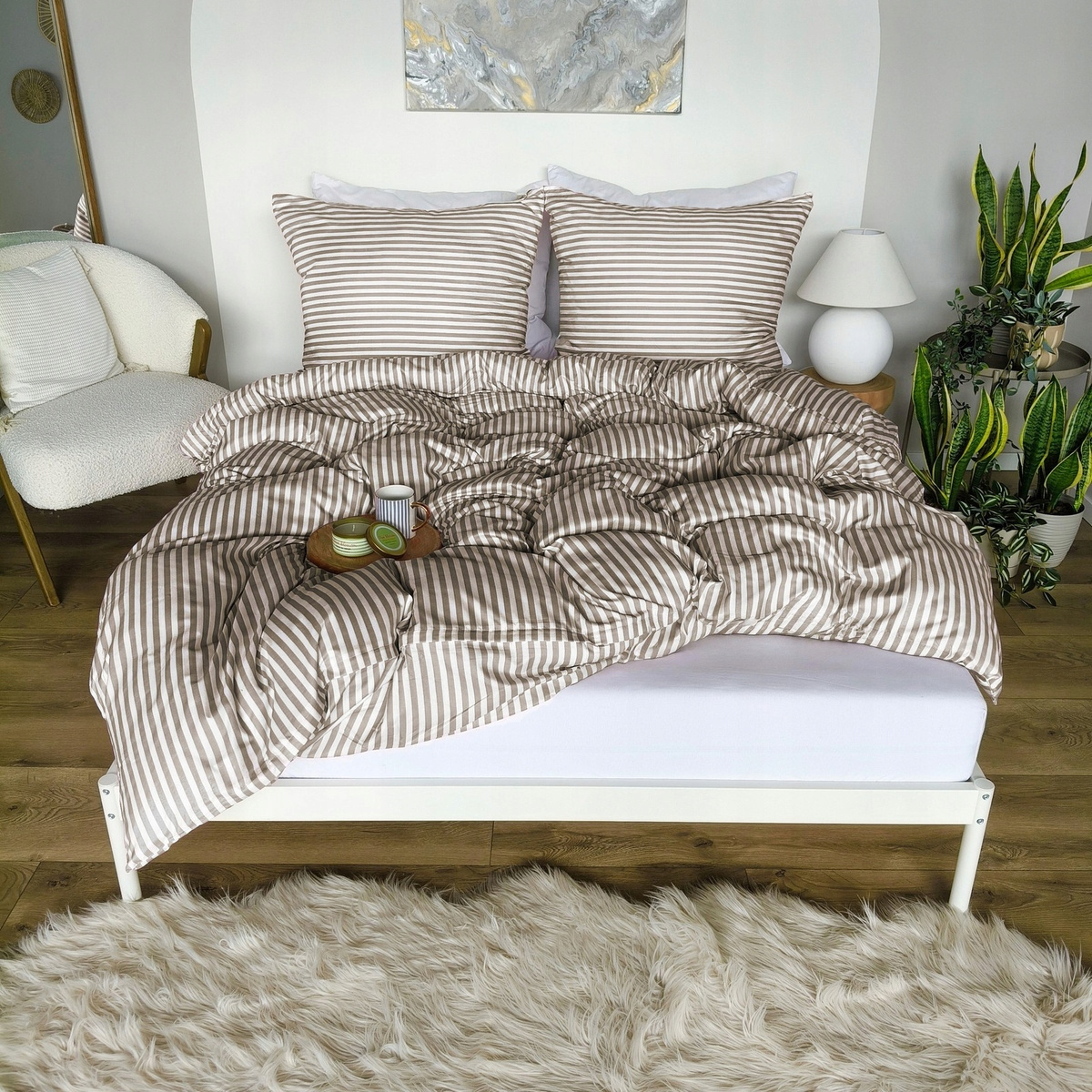 Pościel Eusebia Home zestaw pościeli w minimalistycznej sypialni